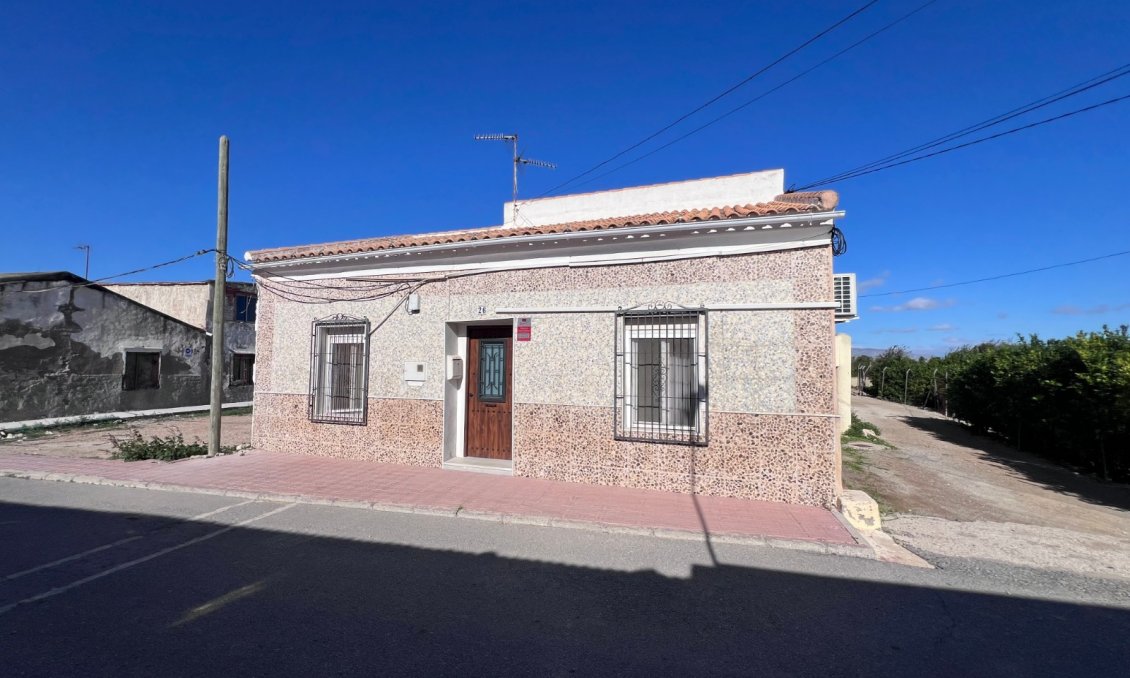 Resale - Villa -
Benejúzar - Inland
