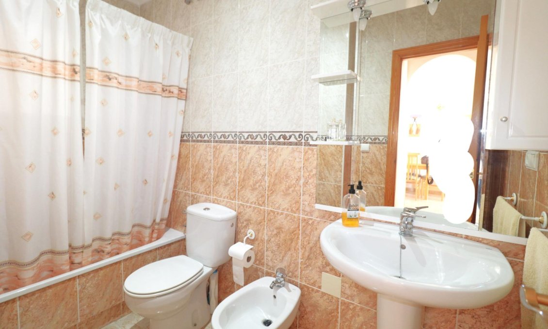 Wiederverkauf - Wohnung -
Torrevieja - Acequion