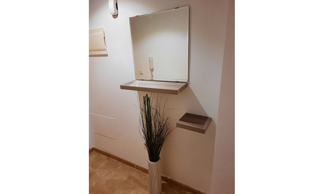 Resale - Apartment -
Almoradí - Colegio Canales Y Martinez