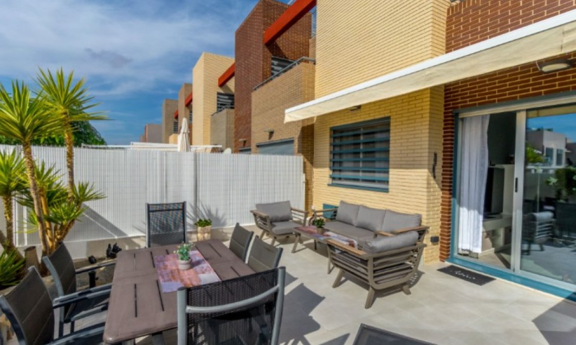 Wiederverkauf - Wohnung -
Torrevieja - Costa Blanca