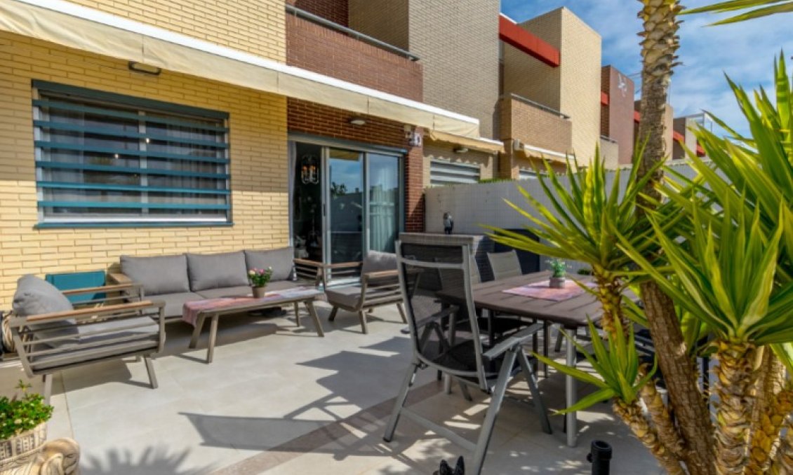 Wiederverkauf - Wohnung -
Torrevieja - Costa Blanca