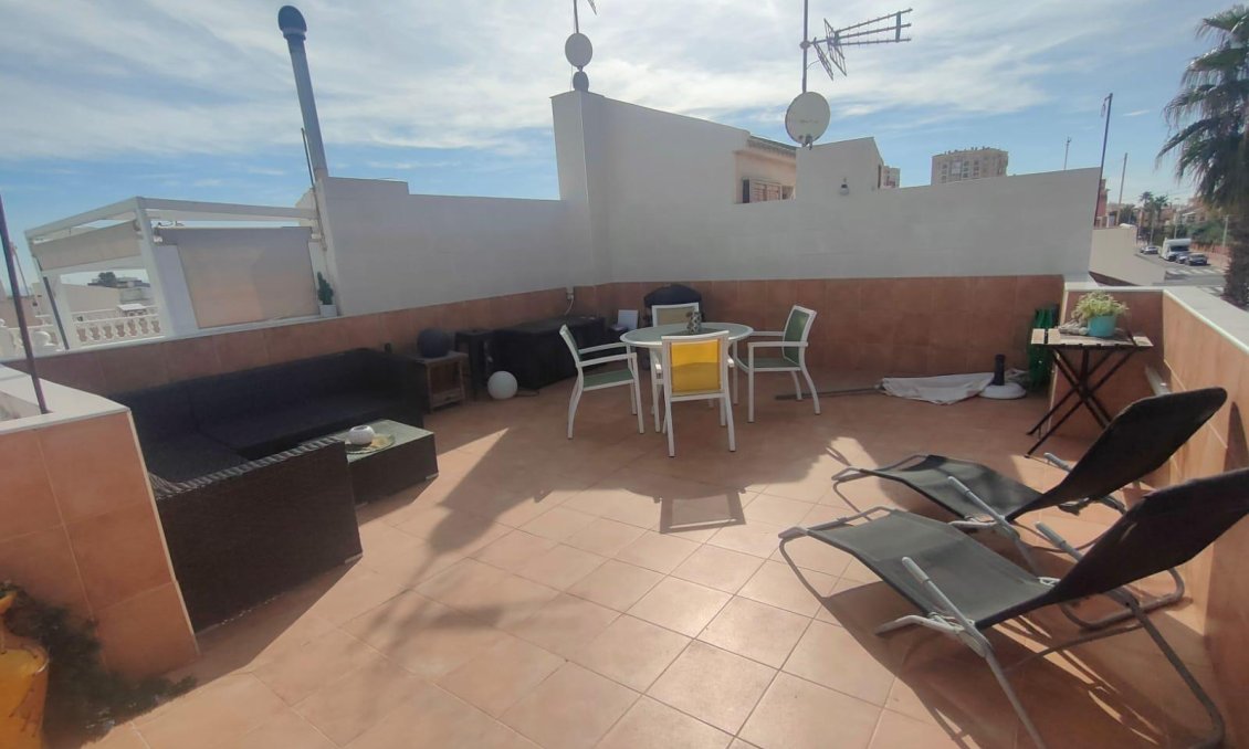 Wiederverkauf - Bungalow -
Torrevieja - Rosaleda-los Frutales