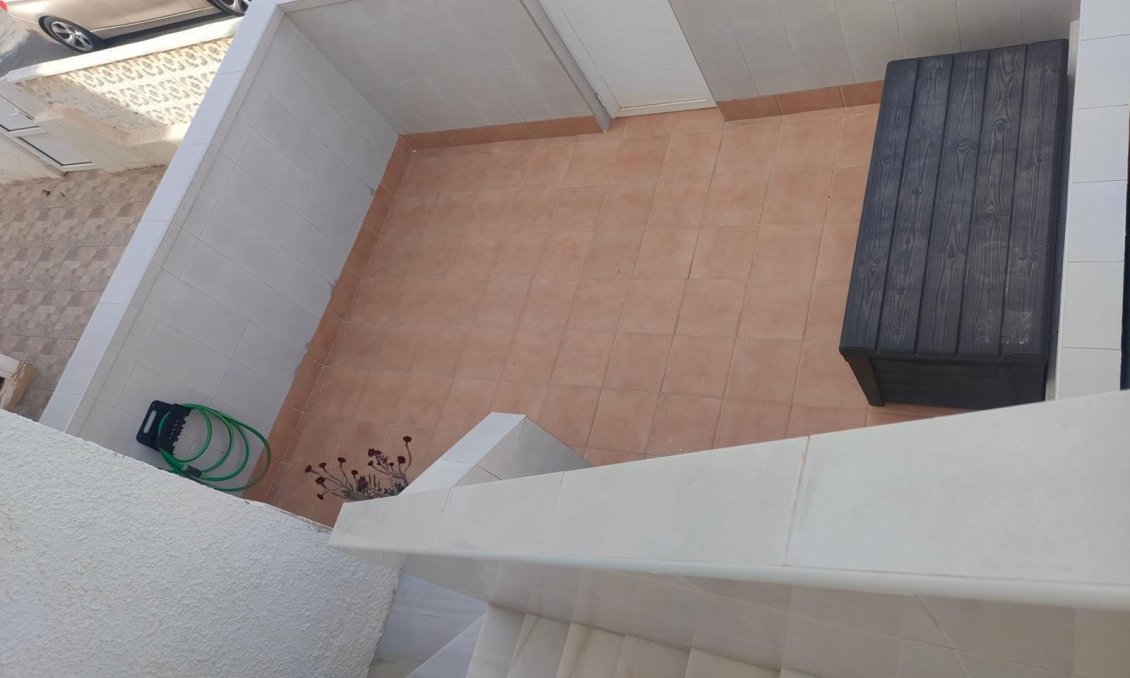 Wiederverkauf - Bungalow -
Torrevieja - Rosaleda-los Frutales