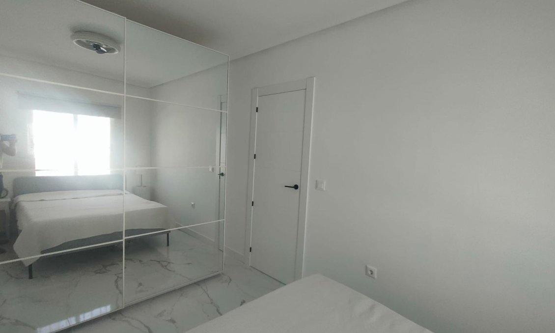 Wiederverkauf - Bungalow -
Torrevieja - Rosaleda-los Frutales