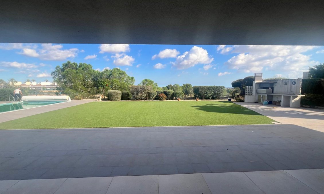 Wiederverkauf - Villa -
Sucina - Inland