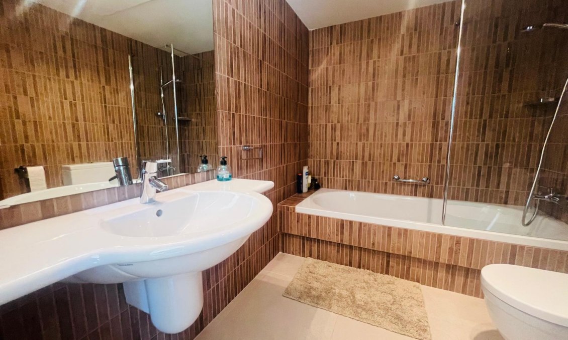 Wiederverkauf - Villa -
Sucina - Inland