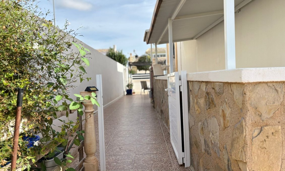 Resale - Villa -
Torre Pacheco - Inland