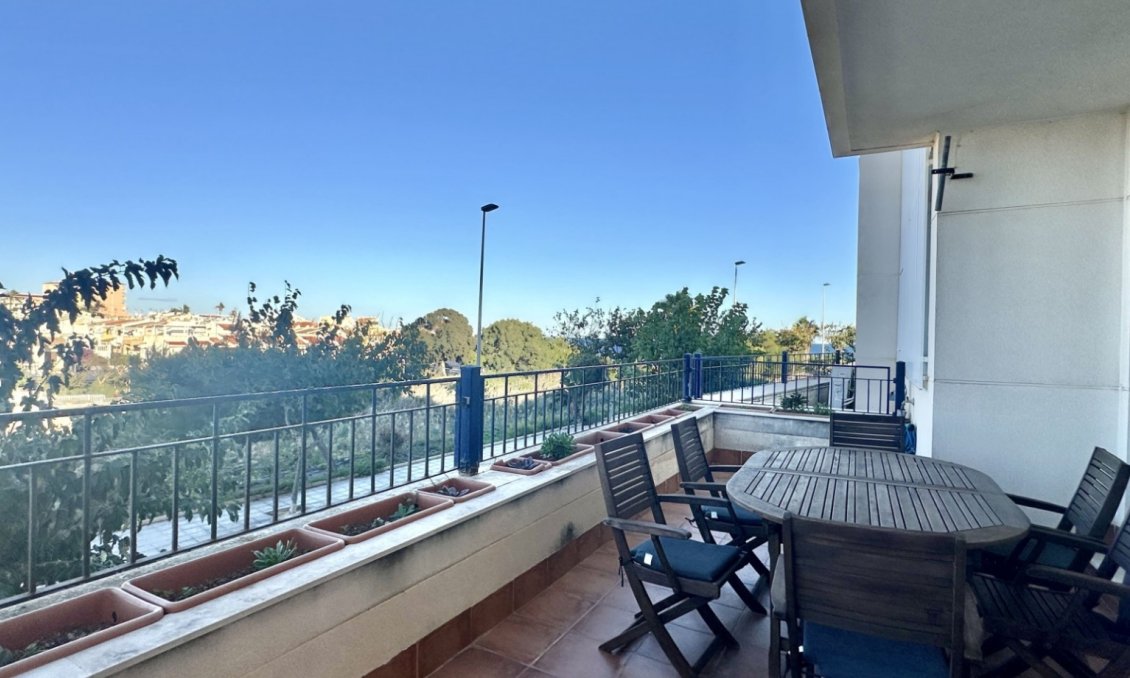 Wiederverkauf - Wohnung -
Mil Palmeras - Costa Blanca