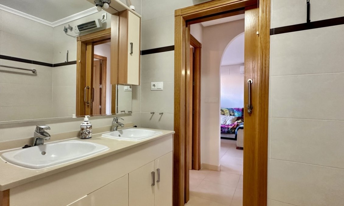 Wiederverkauf - Wohnung -
Mil Palmeras - Costa Blanca