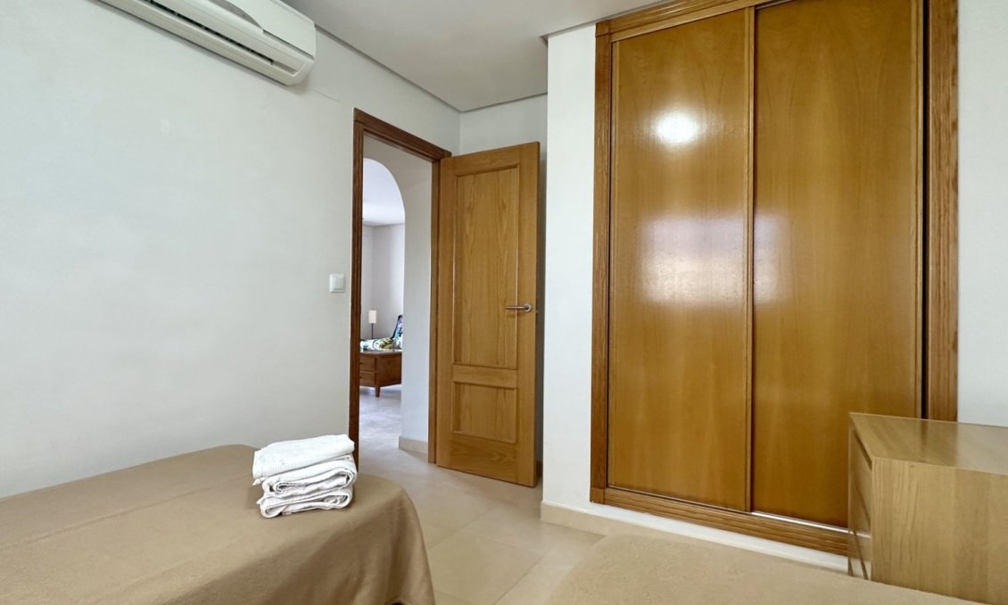 Wiederverkauf - Wohnung -
Mil Palmeras - Costa Blanca