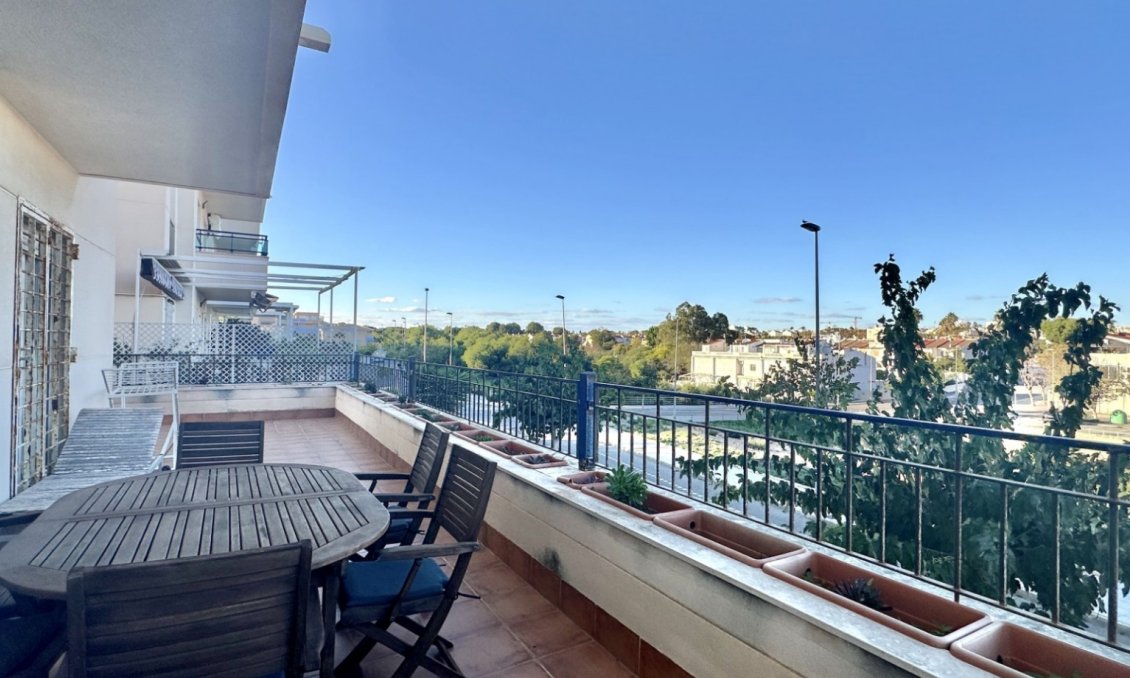 Wiederverkauf - Wohnung -
Mil Palmeras - Costa Blanca