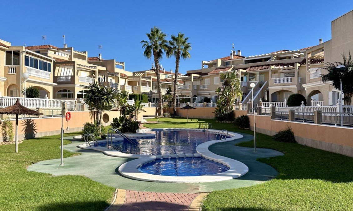 Wiederverkauf - Duplex -
Orihuela Costa - Costa Blanca