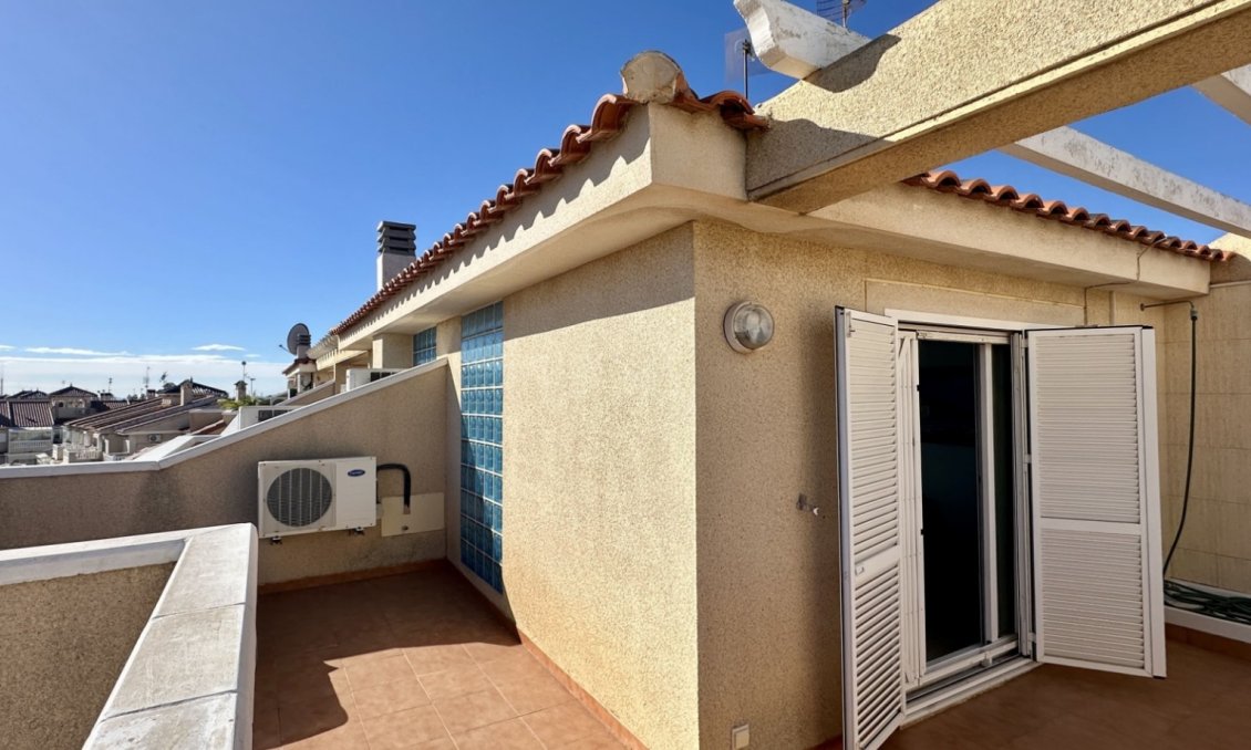 Wiederverkauf - Duplex -
Orihuela Costa - Costa Blanca