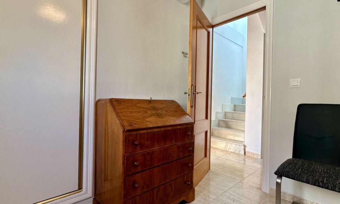 Wiederverkauf - Duplex -
Orihuela Costa - Costa Blanca