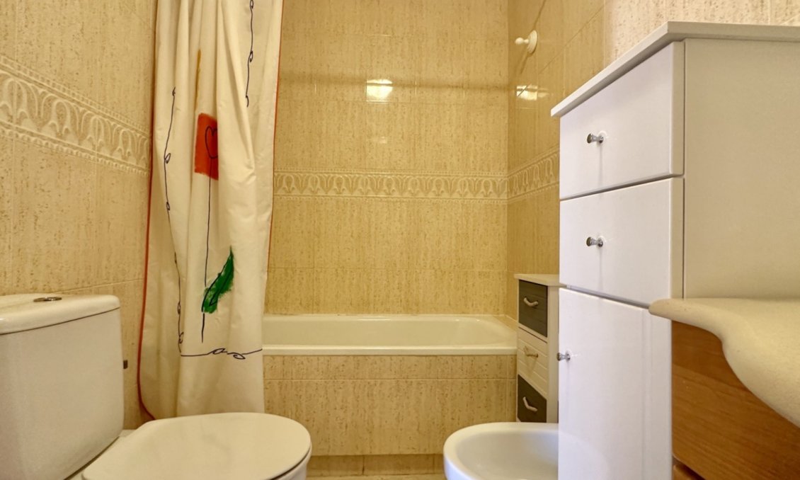 Wiederverkauf - Duplex -
Orihuela Costa - Costa Blanca