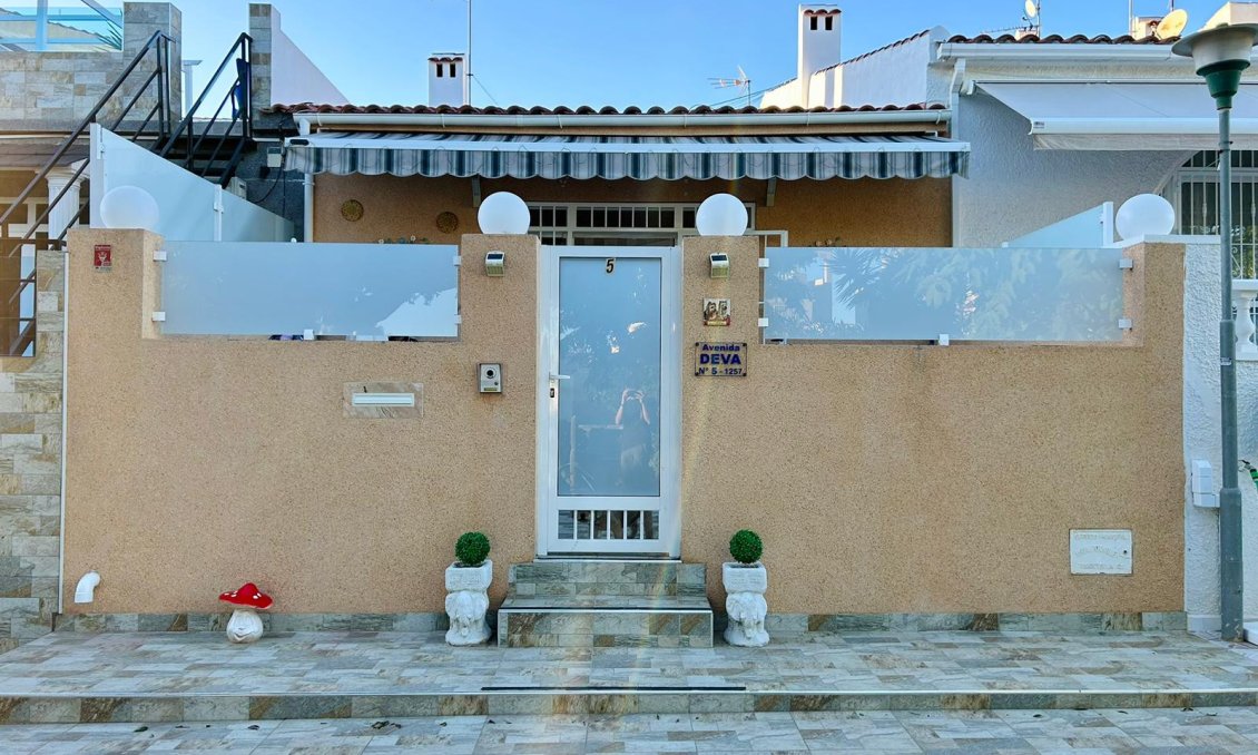 Revânzare - Town House -
Torrevieja - Costa Blanca