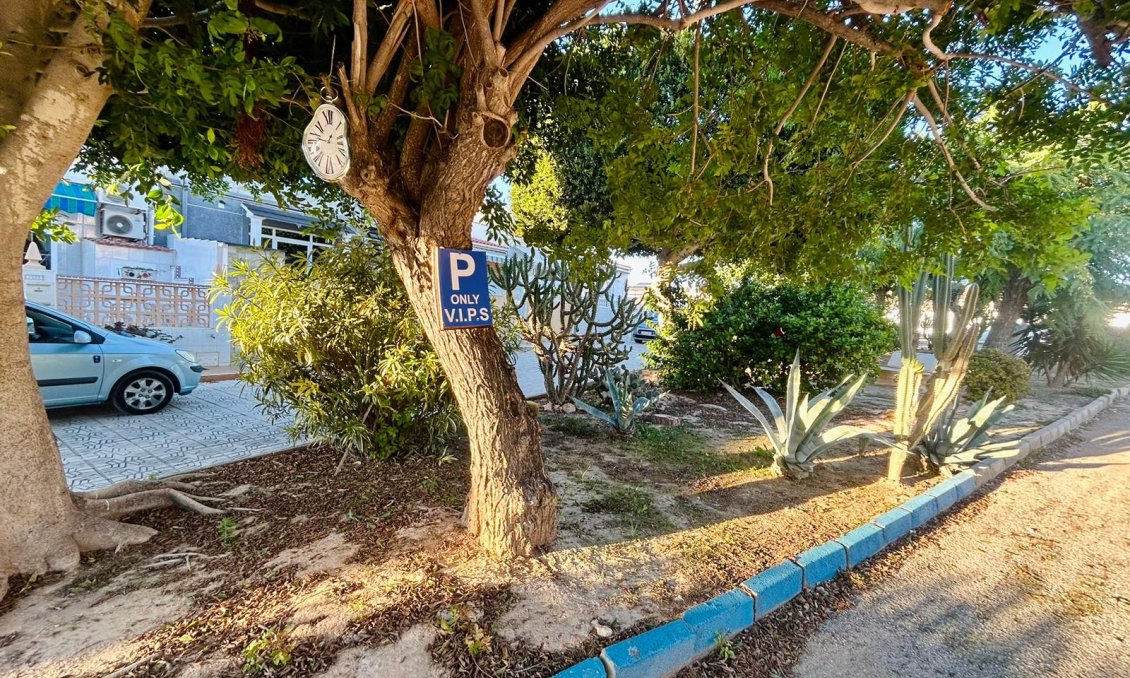 Revânzare - Town House -
Torrevieja - Costa Blanca