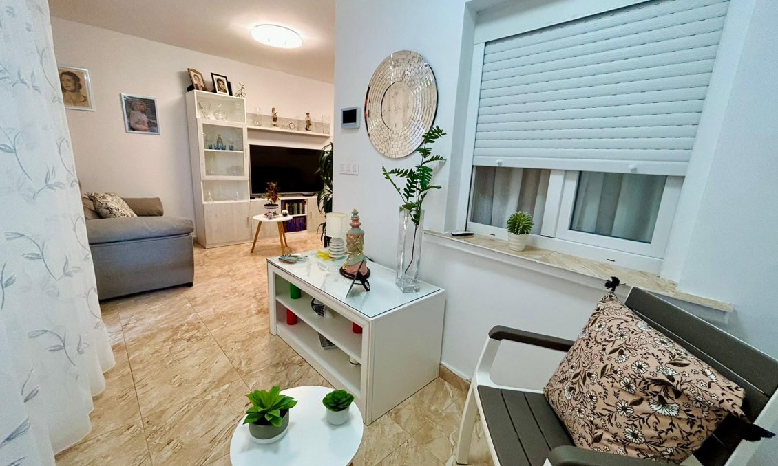 Revânzare - Town House -
Torrevieja - Costa Blanca