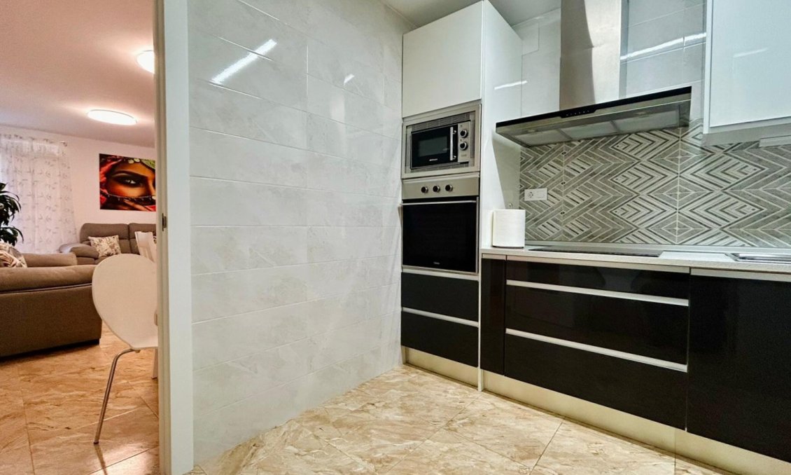 Revânzare - Town House -
Torrevieja - Costa Blanca