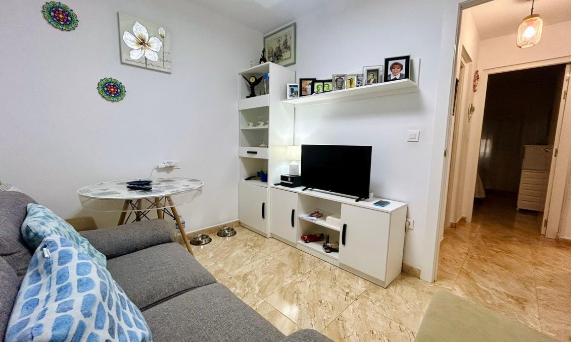 Revânzare - Town House -
Torrevieja - Costa Blanca