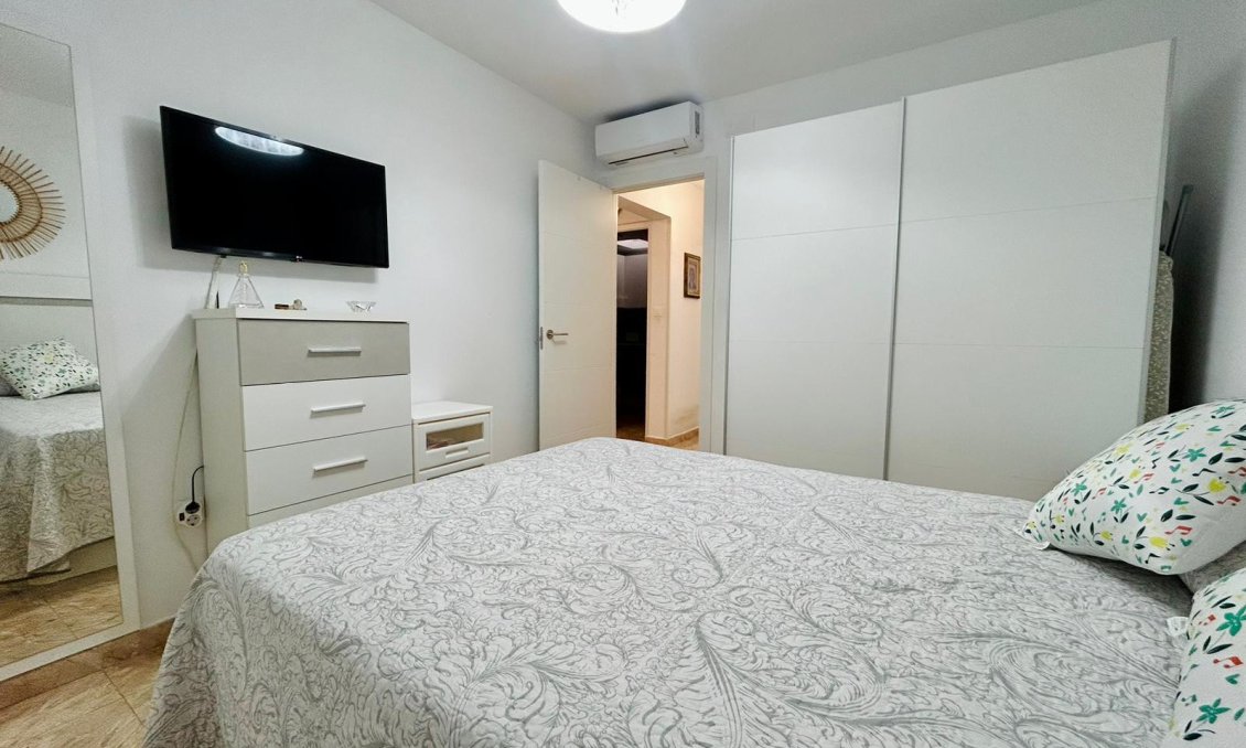 Revânzare - Town House -
Torrevieja - Costa Blanca