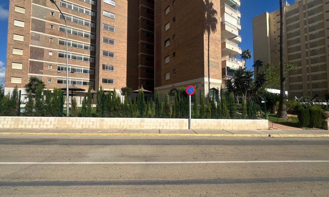 Resale - Apartment -
Orihuela Costa - Campoamor