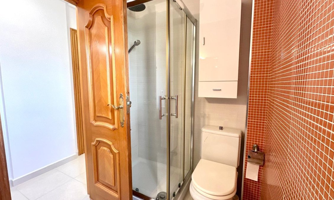 Resale - Apartment -
Orihuela Costa - Campoamor