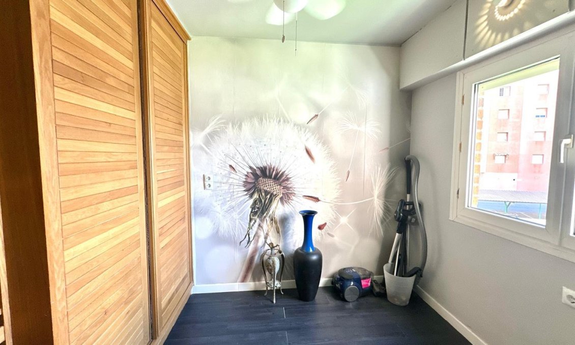 Resale - Apartment -
Orihuela Costa - Campoamor