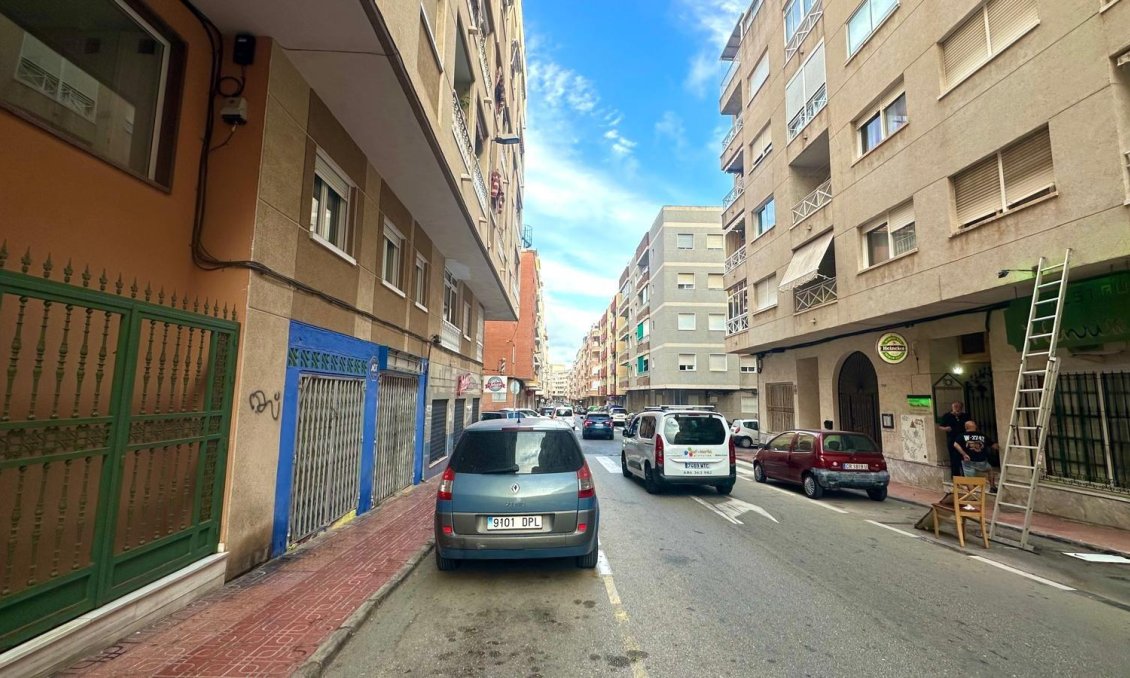 Wiederverkauf - Wohnung -
Torrevieja - Centro