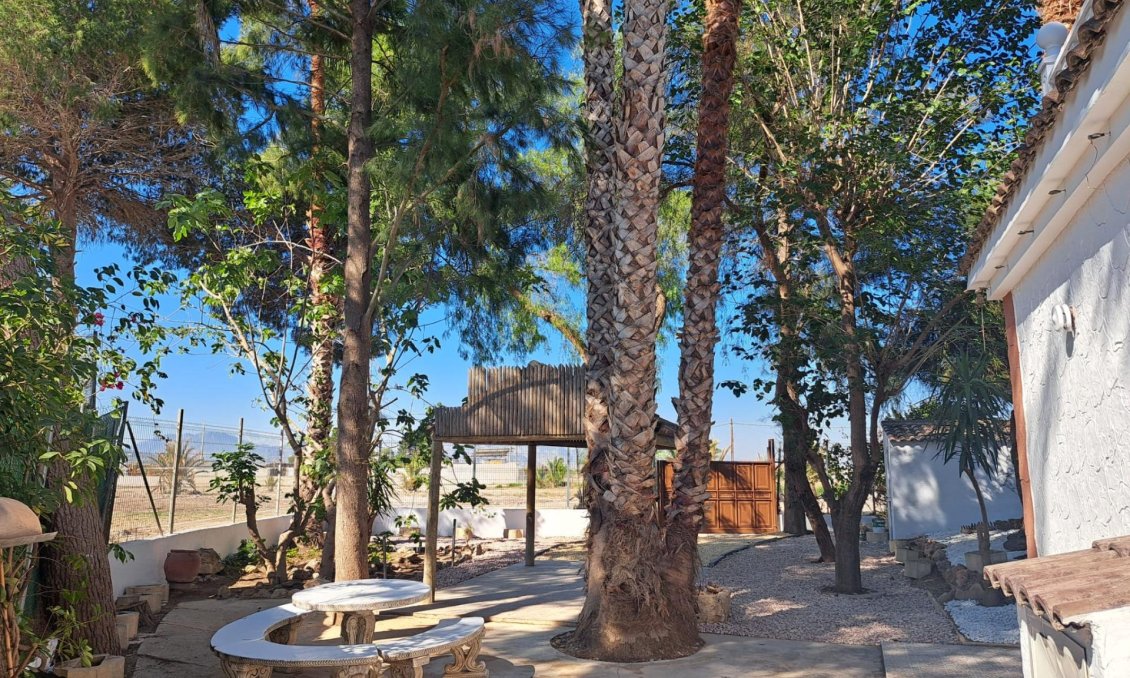 Resale - Villa -
Orihuela - Desamparados-hurchillo-torremendo