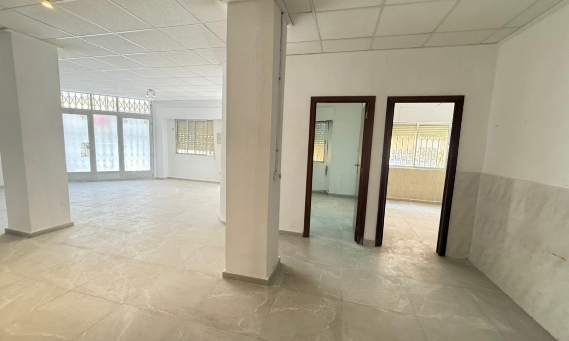 Resale - Apartment -
Torrevieja - Playa de los Locos