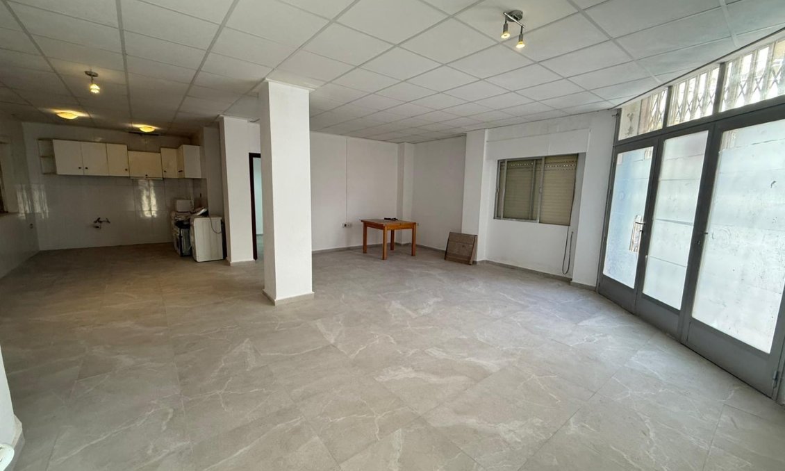 Resale - Apartment -
Torrevieja - Playa de los Locos