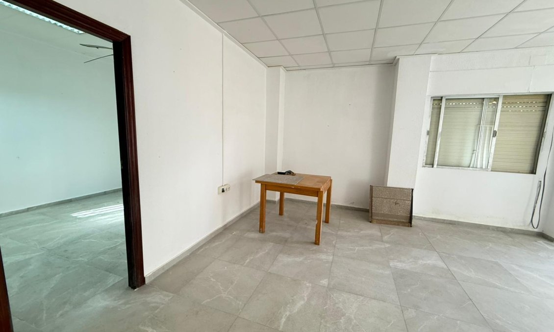 Resale - Apartment -
Torrevieja - Playa de los Locos