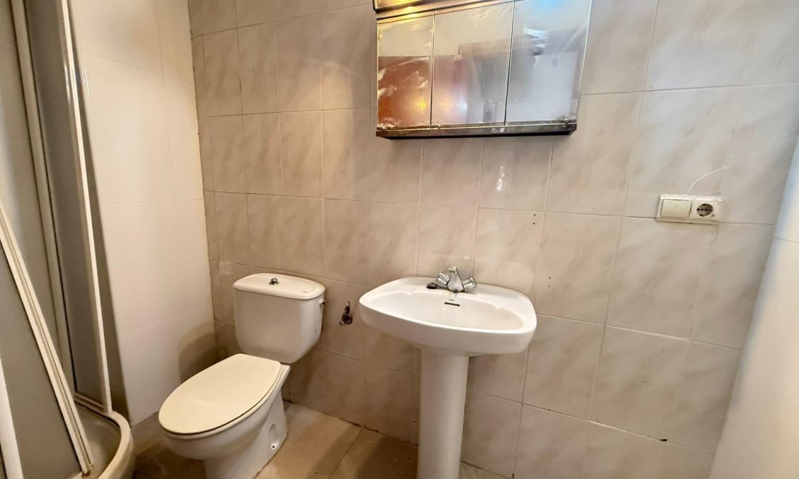 Resale - Apartment -
Torrevieja - Playa de los Locos