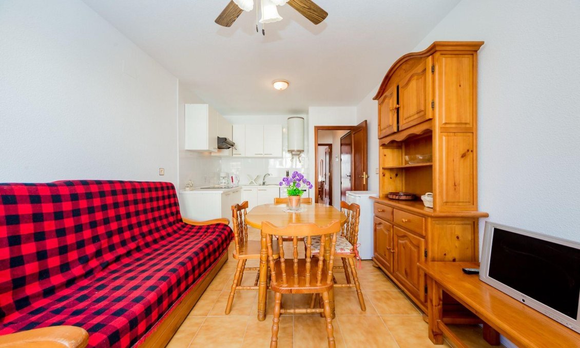 Resale - Apartment -
Torrevieja - Calas Blanca