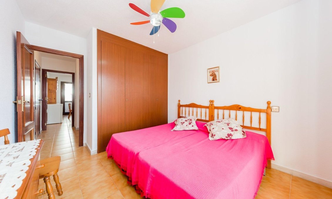 Resale - Apartment -
Torrevieja - Calas Blanca