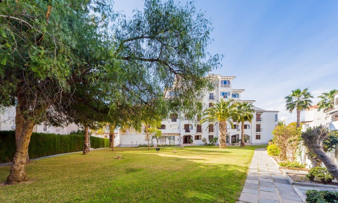 Resale - Apartment -
Torrevieja - Calas Blanca