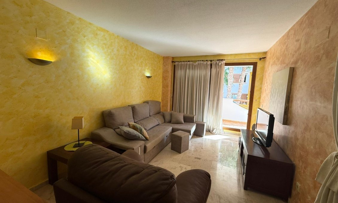 Revânzare - Apartament -
Torrevieja - Punta Prima