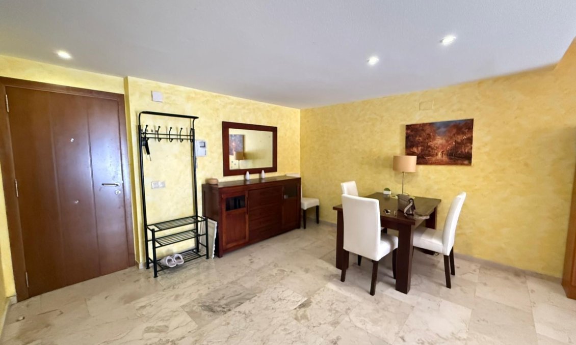 Revânzare - Apartament -
Torrevieja - Punta Prima