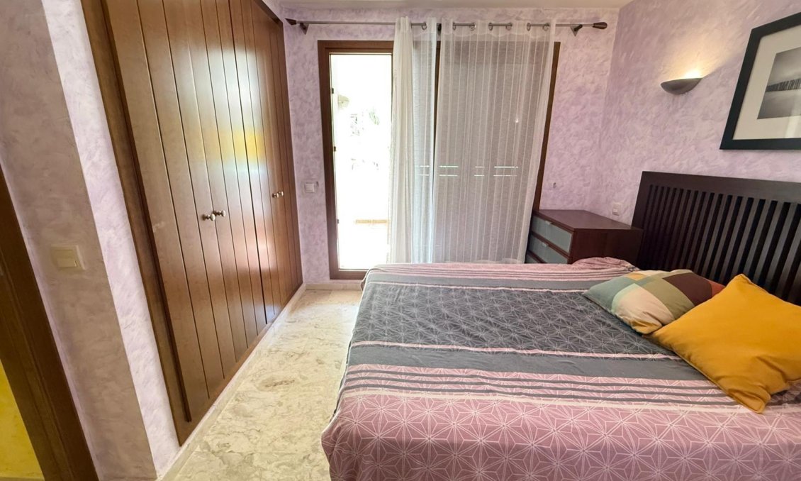 Revânzare - Apartament -
Torrevieja - Punta Prima