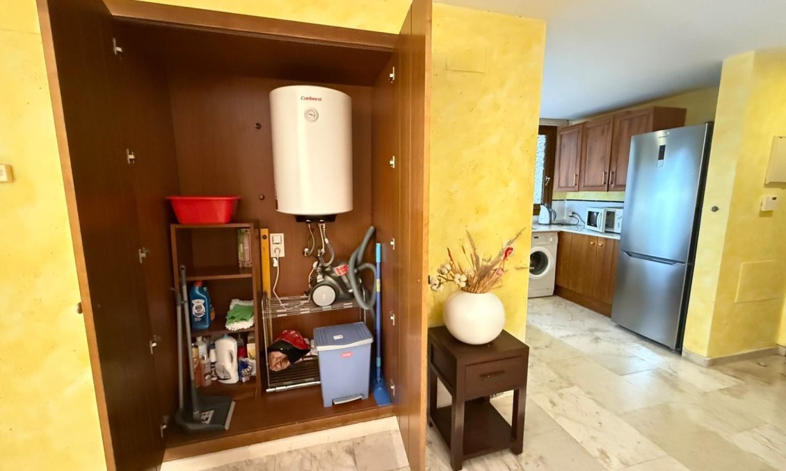 Revânzare - Apartament -
Torrevieja - Punta Prima