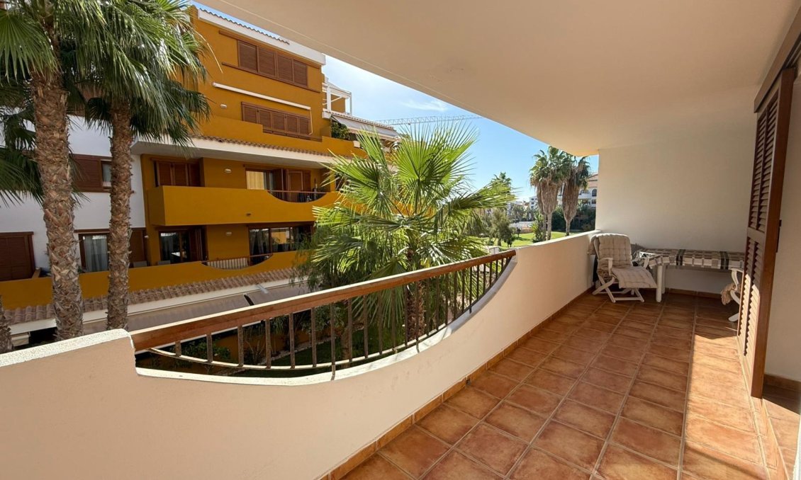 Revânzare - Apartament -
Torrevieja - Punta Prima