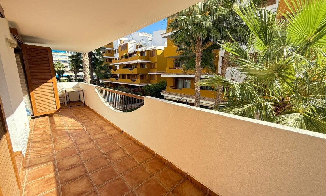 Revânzare - Apartament -
Torrevieja - Punta Prima