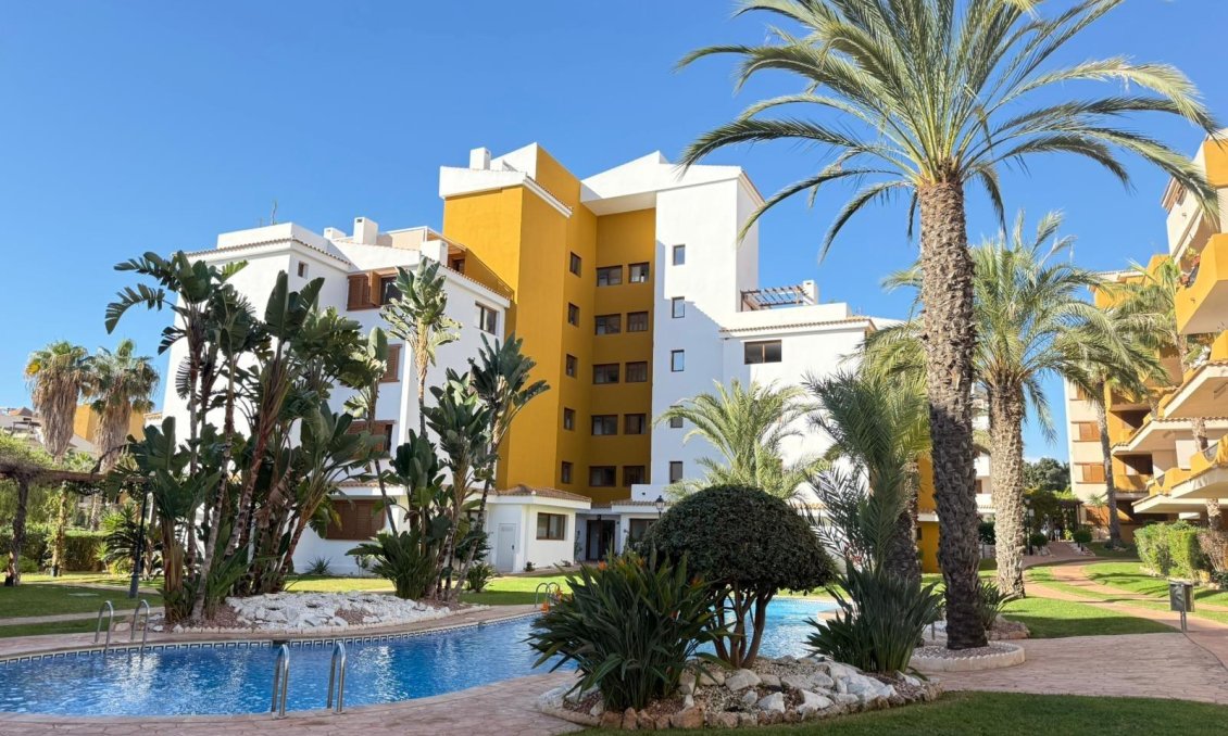 Revânzare - Apartament -
Torrevieja - Punta Prima