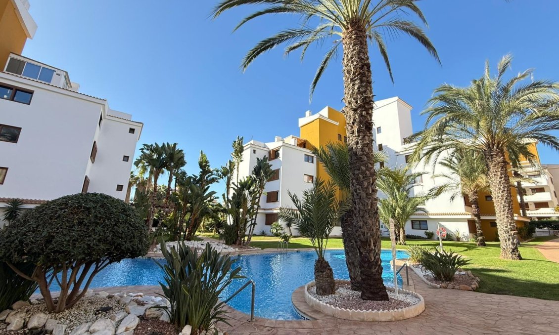 Revânzare - Apartament -
Torrevieja - Punta Prima