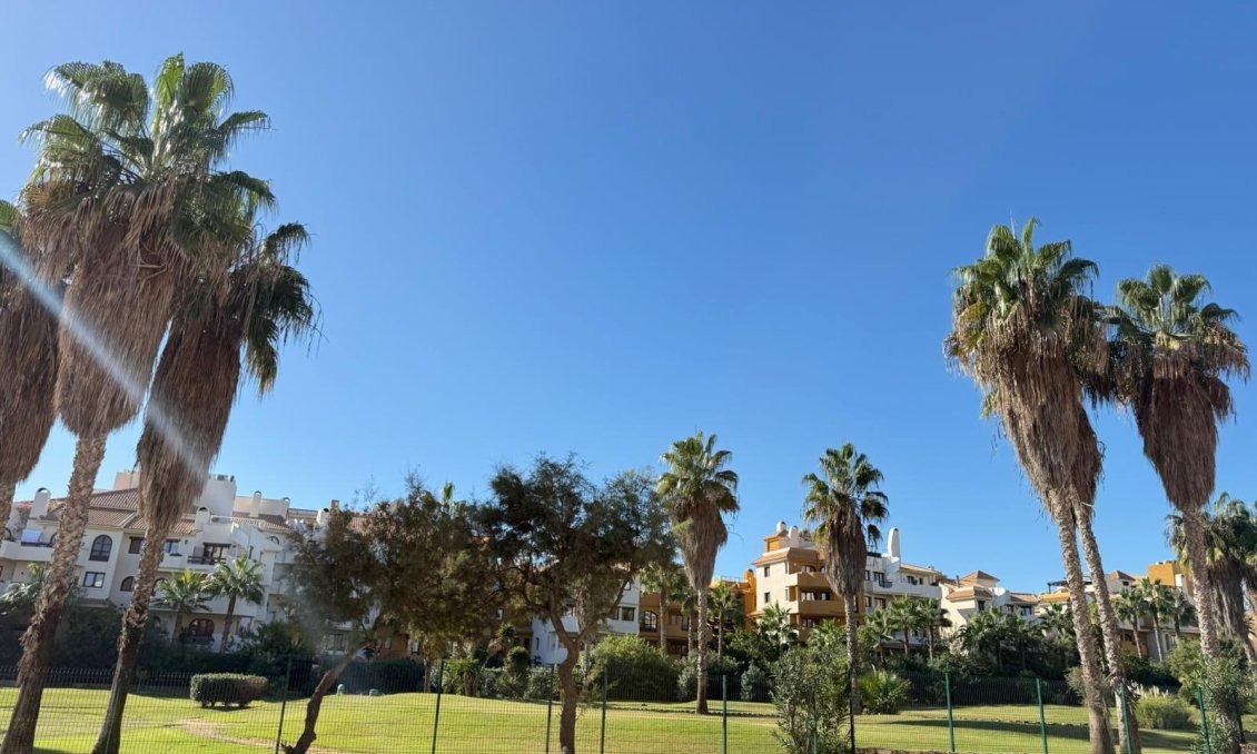 Revânzare - Apartament -
Torrevieja - Punta Prima