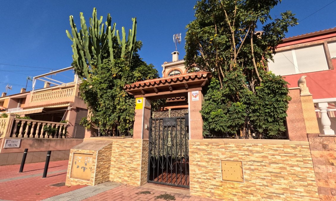 Resale - Town House -
Torrevieja - El Acequión - Los Náufragos