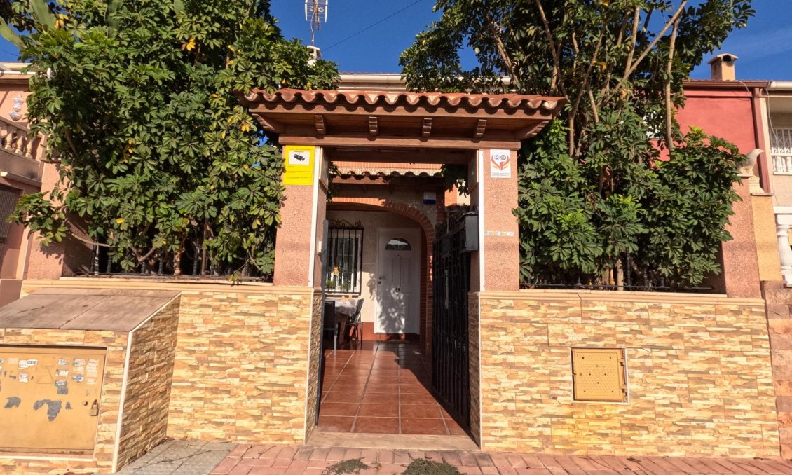 Resale - Town House -
Torrevieja - El Acequión - Los Náufragos