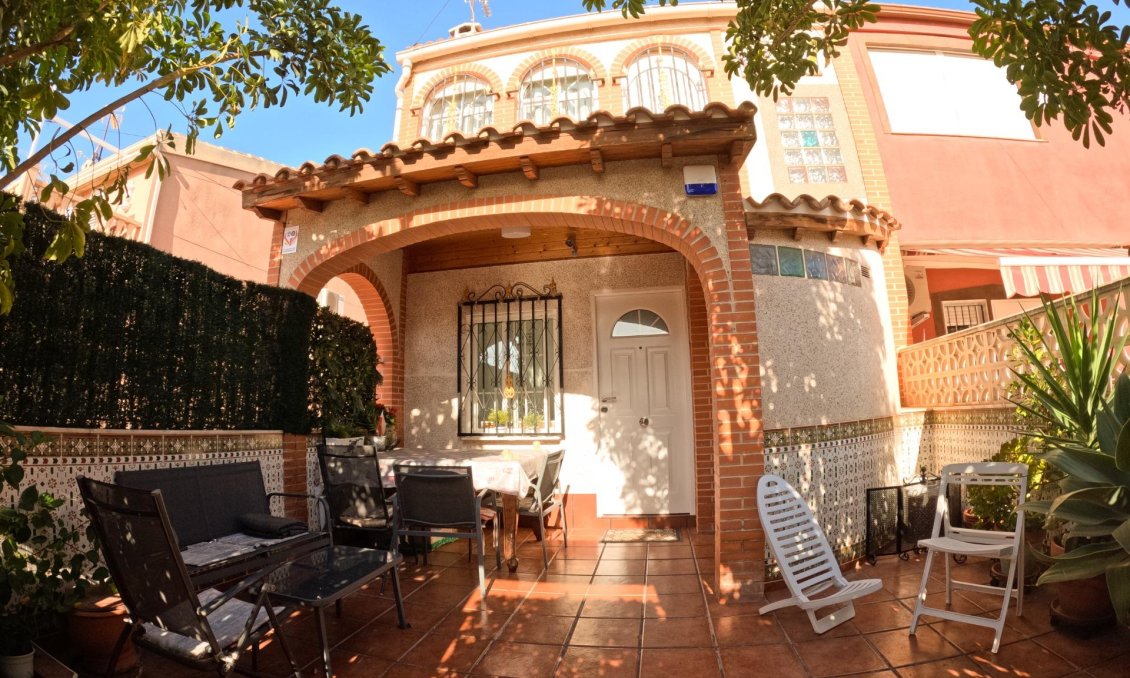 Resale - Town House -
Torrevieja - El Acequión - Los Náufragos