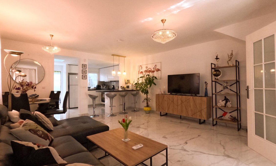 Resale - Town House -
Torrevieja - El Acequión - Los Náufragos